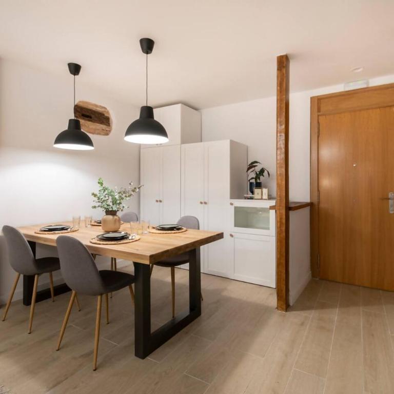 Precioso apartamento recién reformado pleno centro - Two-Bedroom Apartment - 5