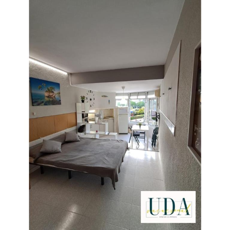 UDA Vacacional-Relax & beach en La Pineda - Studio - Split Level - 8