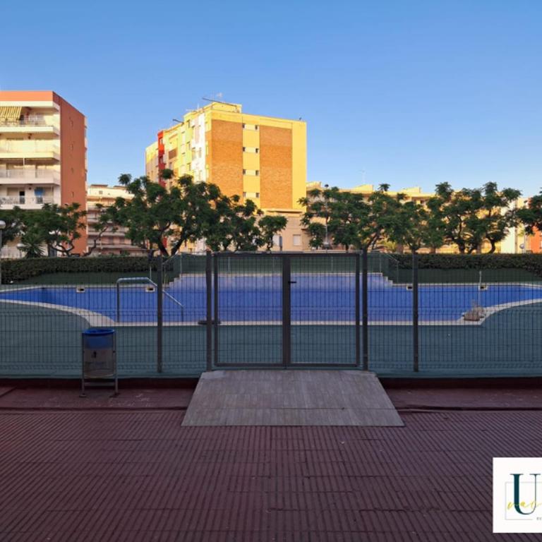 UDA Vacacional-Relax & beach en La Pineda - Studio - Split Level - 21
