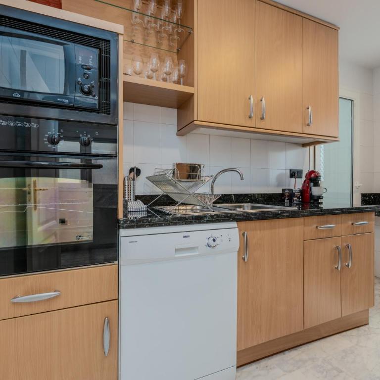 New Renovated Front Line Beach Playa Rocio Puerto Banus - Apartamento con vistas al mar - 39