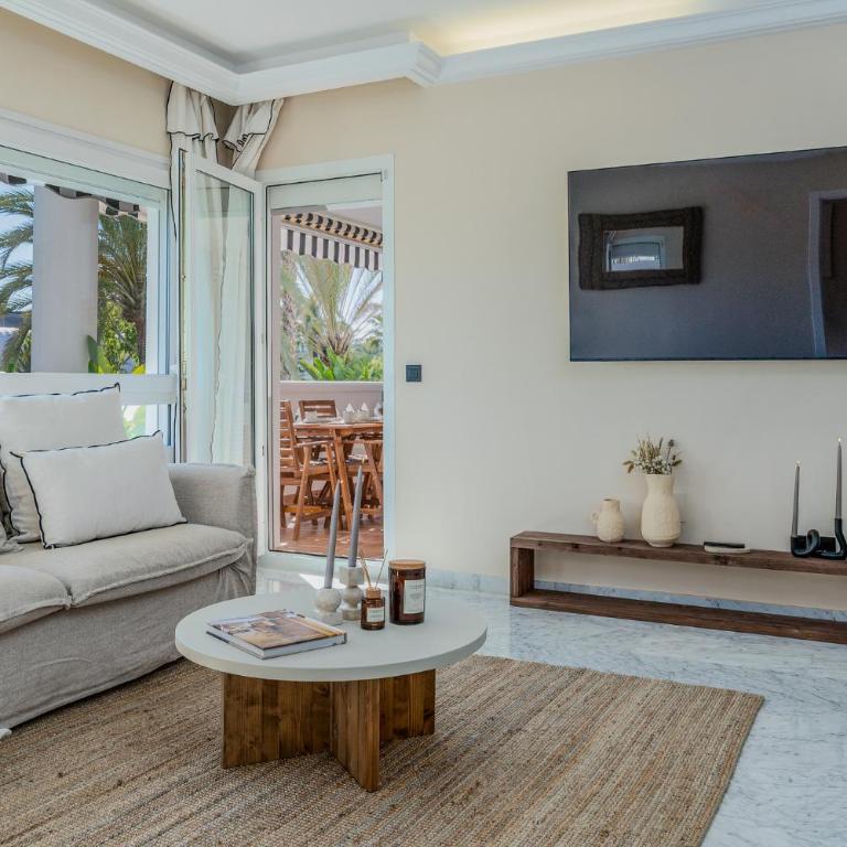 New Renovated Front Line Beach Playa Rocio Puerto Banus - Apartamento con vistas al mar - 8