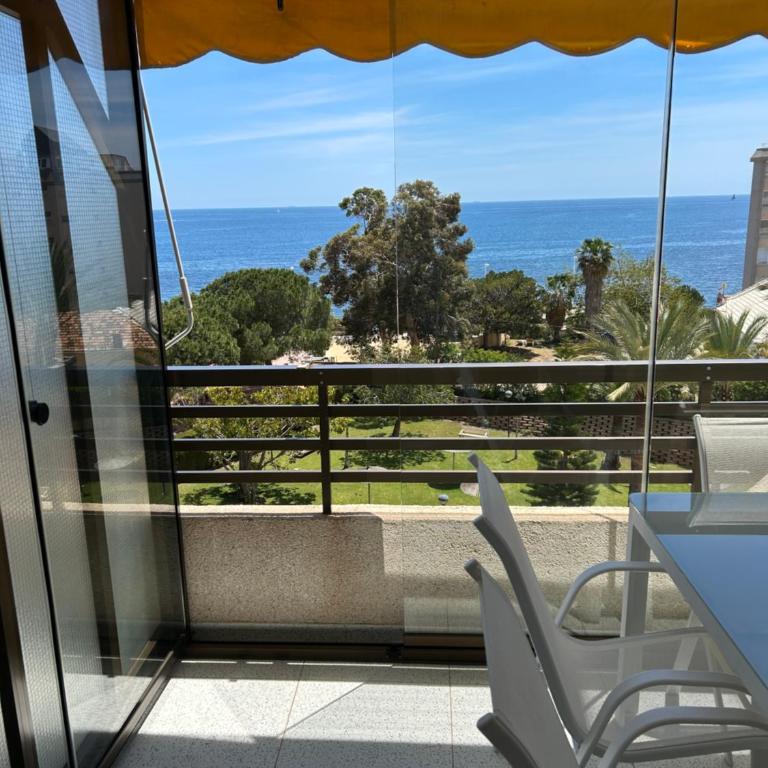 Apartamento con vistas al mar - Two-Bedroom Apartment - 3