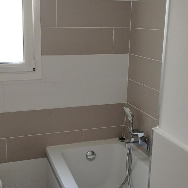 Appartement 4 p neuf dans haut de villa , clim, parking, jardin - Three-Bedroom Apartment - 19