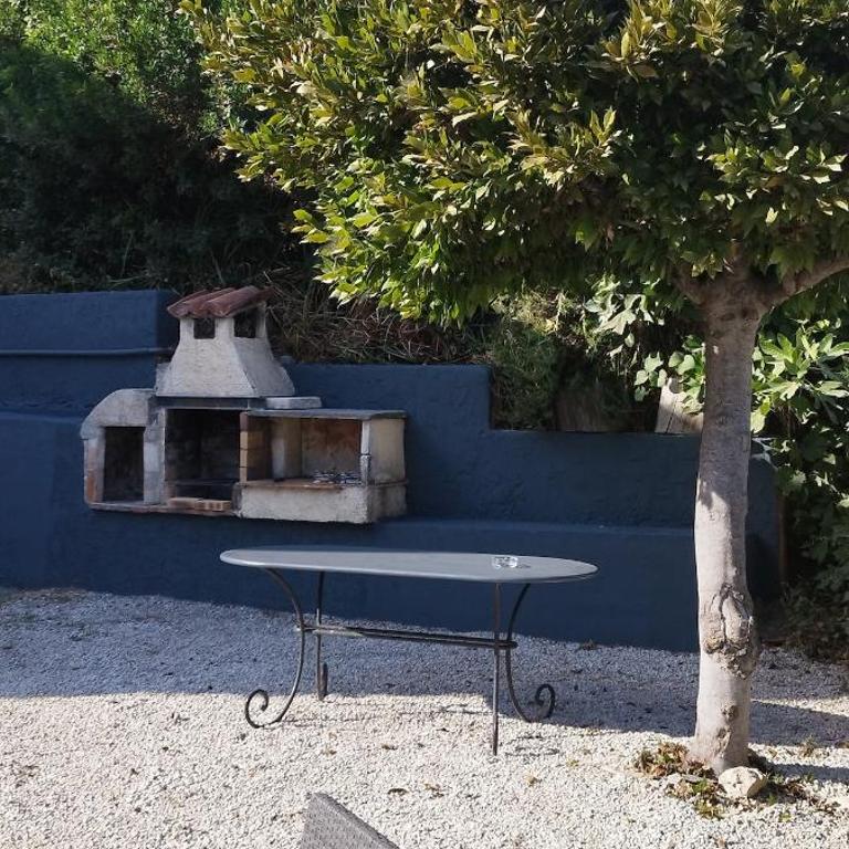 Appartement 4 p neuf dans haut de villa , clim, parking, jardin - Three-Bedroom Apartment - 14