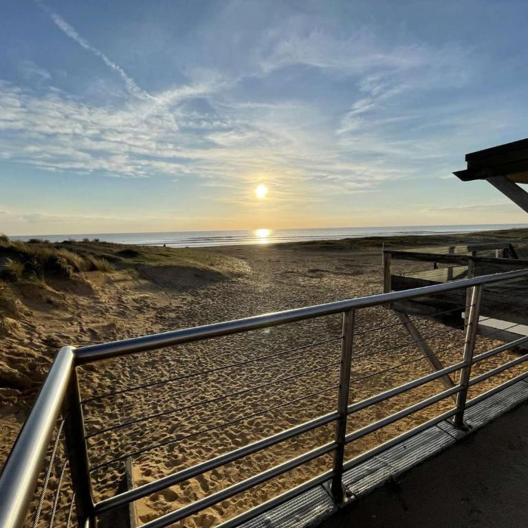 Charmant studio rénové à 50m de la plage avec terrasse et parking - FR-1-224C-82 - Appartamento (4 Adulti) - 15