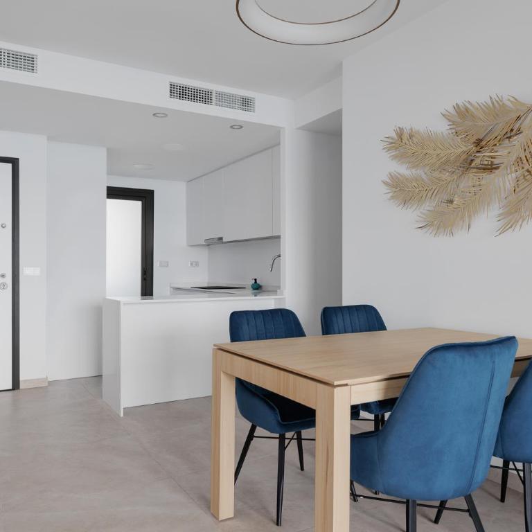 Apartment Olivia - Vista al Mar - Sunset Cliffs Benidorm - Two-Bedroom Apartment with Balcony and Sea View - 10