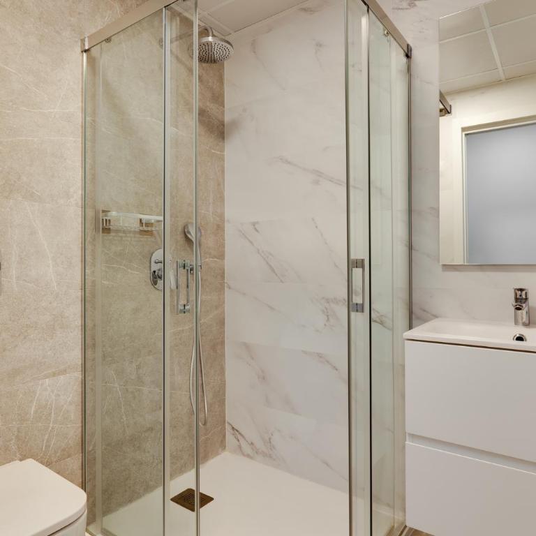 Apartment Olivia - Vista al Mar - Sunset Cliffs Benidorm - Two-Bedroom Apartment with Balcony and Sea View - 14