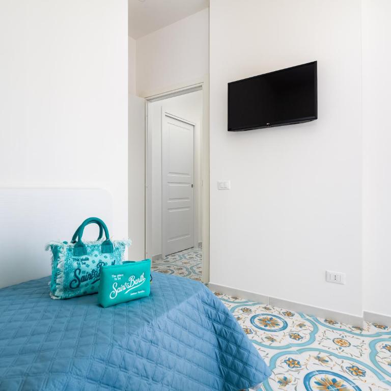 De Vivo Realty - Pusisò Sorrento - Camera Tripla con Balcone - 3