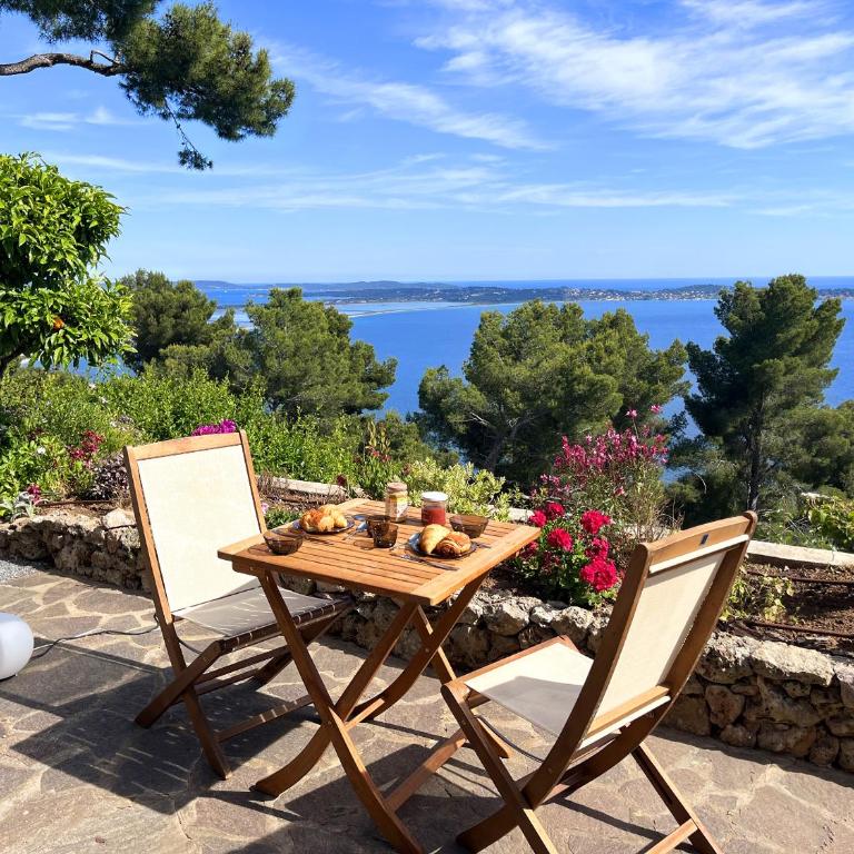 Expérience unique face à la mer et Porquerolles - Appartement - Vue sur Mer - 1
