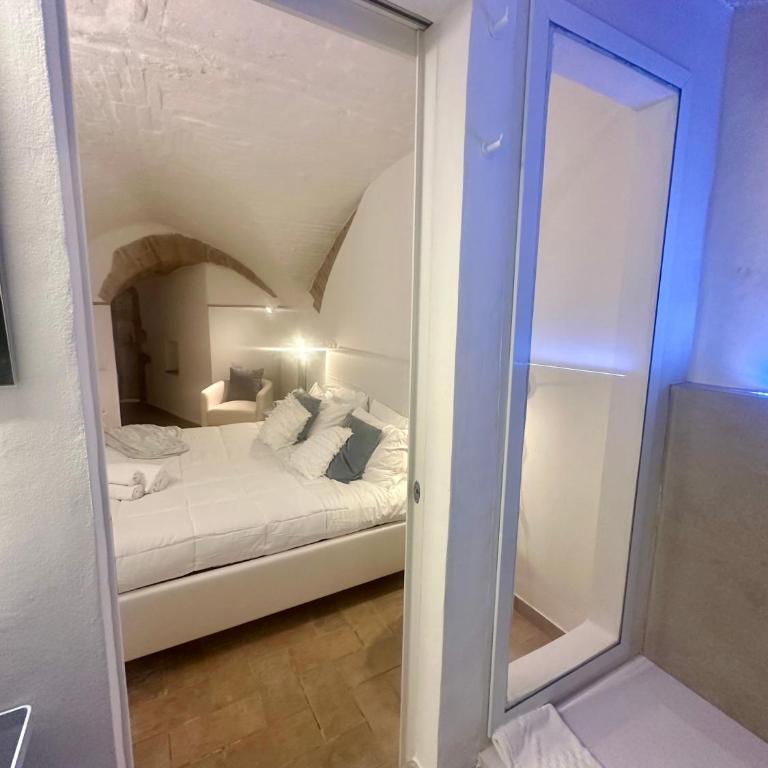 Medieval Hydro Chrome kingsize therapy in Perugia - Appartamento con 1 Camera da Letto - 8