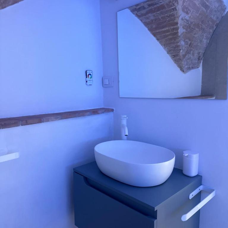 Medieval Hydro Chrome kingsize therapy in Perugia - Appartamento con 1 Camera da Letto - 17