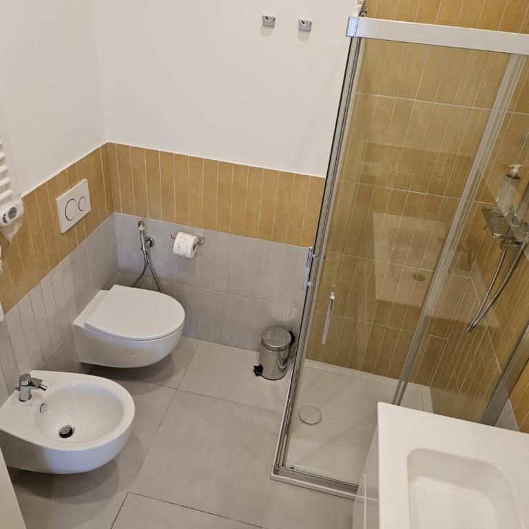 Toto San Paolo Rooms - Camera Quadrupla con Bagno Privato Esterno - 10
