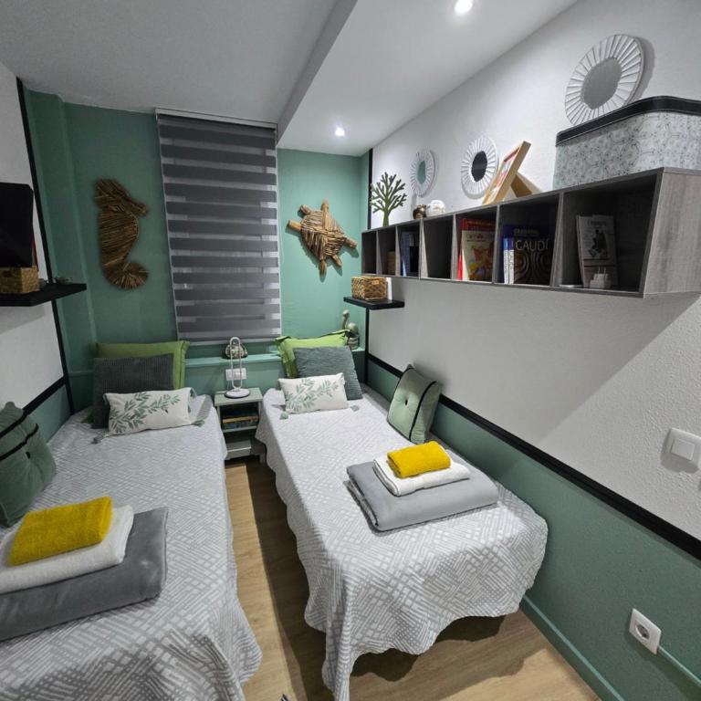 Superbe appartement avec solarium et piscine communautaire - Two-Bedroom Apartment - 28