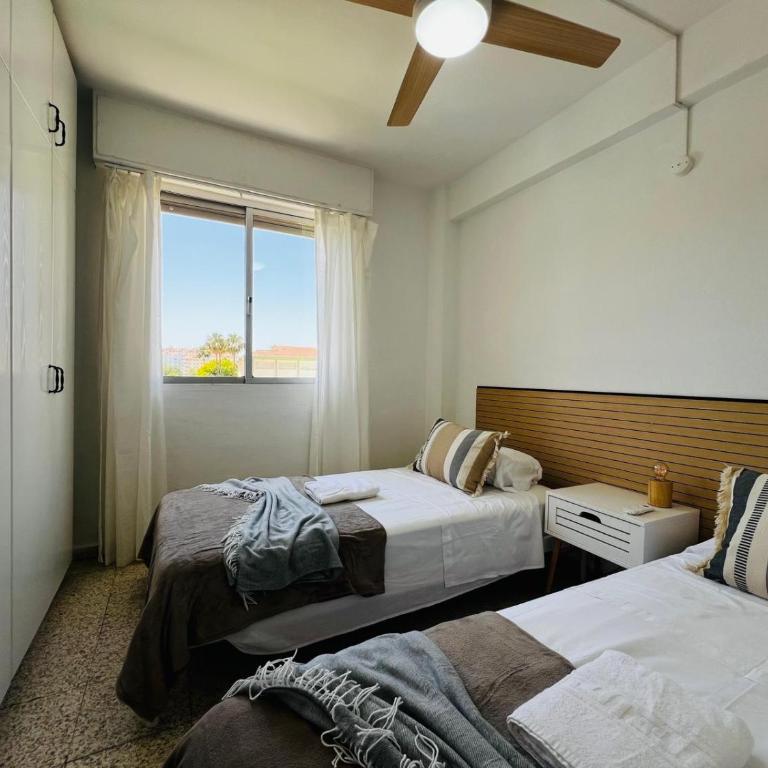 Los Boliches, pax6, wifi and pool - Apartamento de 3 dormitorios con vistas - 32
