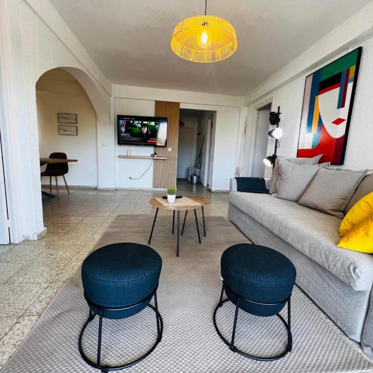 Los Boliches, pax6, wifi and pool - Apartamento de 3 dormitorios con vistas - 27