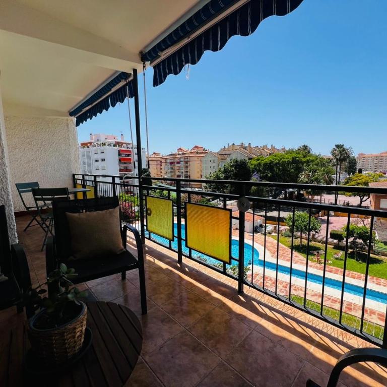 Los Boliches, pax6, wifi and pool - Apartamento de 3 dormitorios con vistas - 23