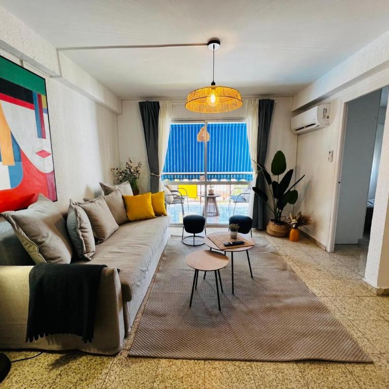 Los Boliches, pax6, wifi and pool - Apartamento de 3 dormitorios con vistas - 22
