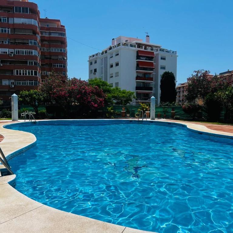 Los Boliches, pax6, wifi and pool - Apartamento de 3 dormitorios con vistas - 30