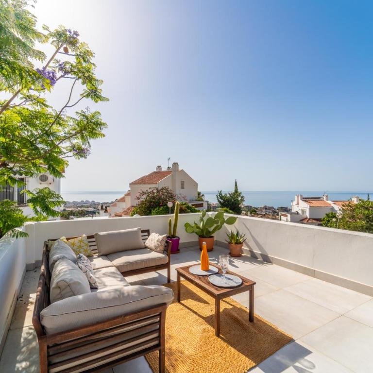 A terrace with sea view, 2 bedrooms apartment in Benalmadena - Apartamento de 2 dormitorios - 3