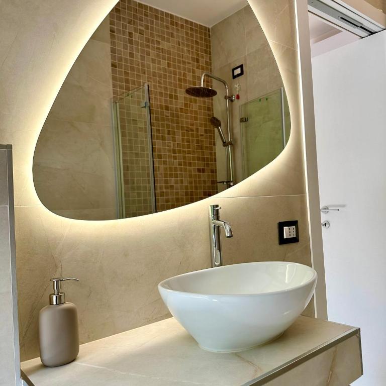 Lecco Rivers Retreat - Five Design Suites - Casa Vacanze - 17