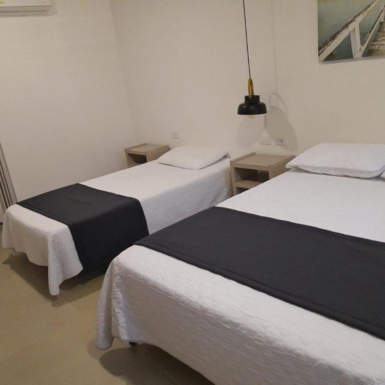 Hotel Room 2 - Habitación Doble - 5