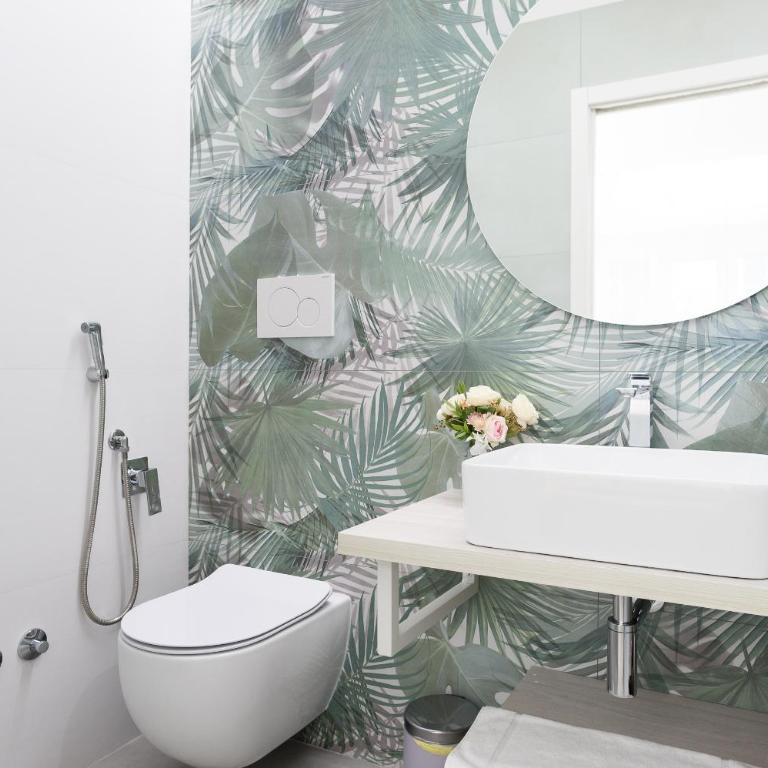 Domus suites - Camera Tripla con Bagno Privato - 11