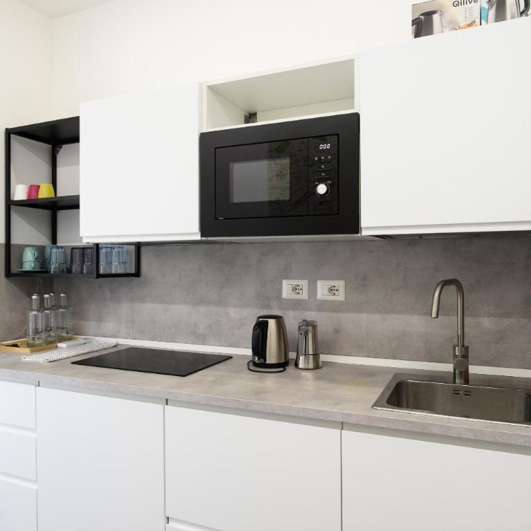 Domus suites - Appartamento Deluxe con 3 Camere da Letto - 3