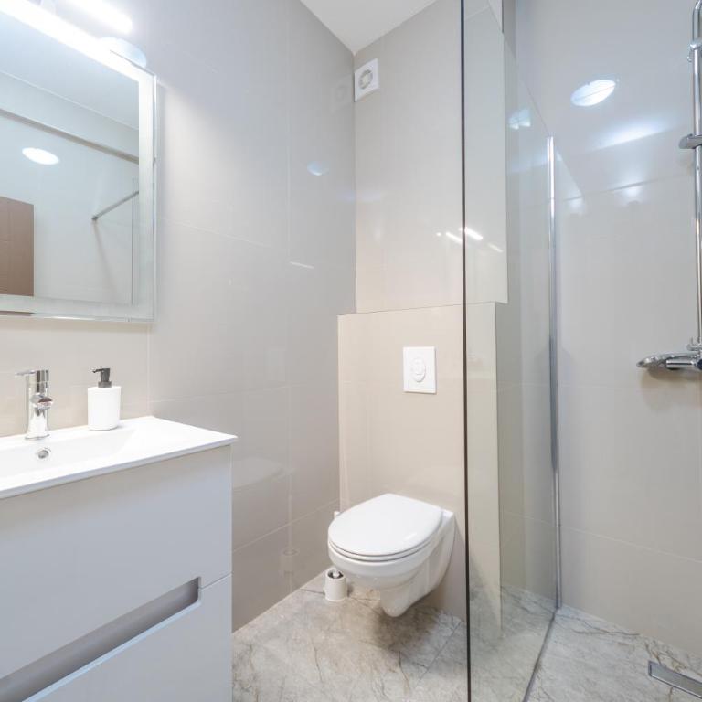 Apartmani Agape - Apartment with Sea View - 5