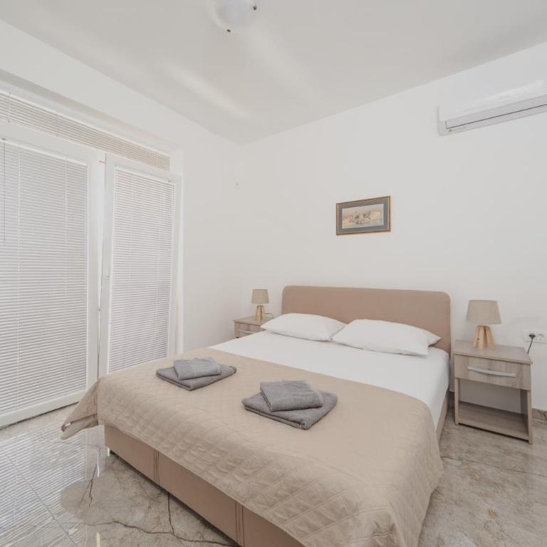 Apartmani Agape - Apartment with Sea View - 3