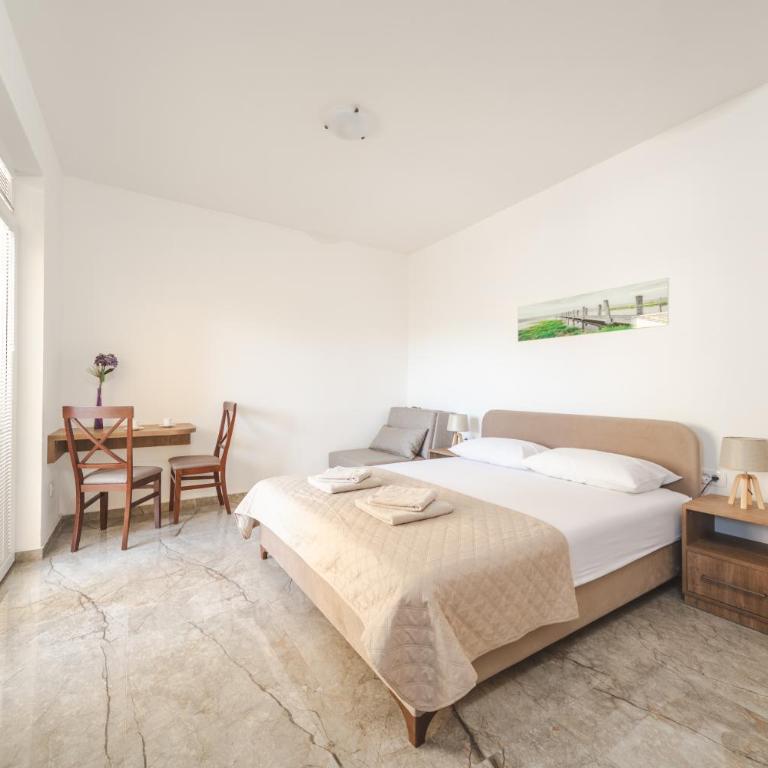 Apartmani Agape - Apartment with Sea View - 4