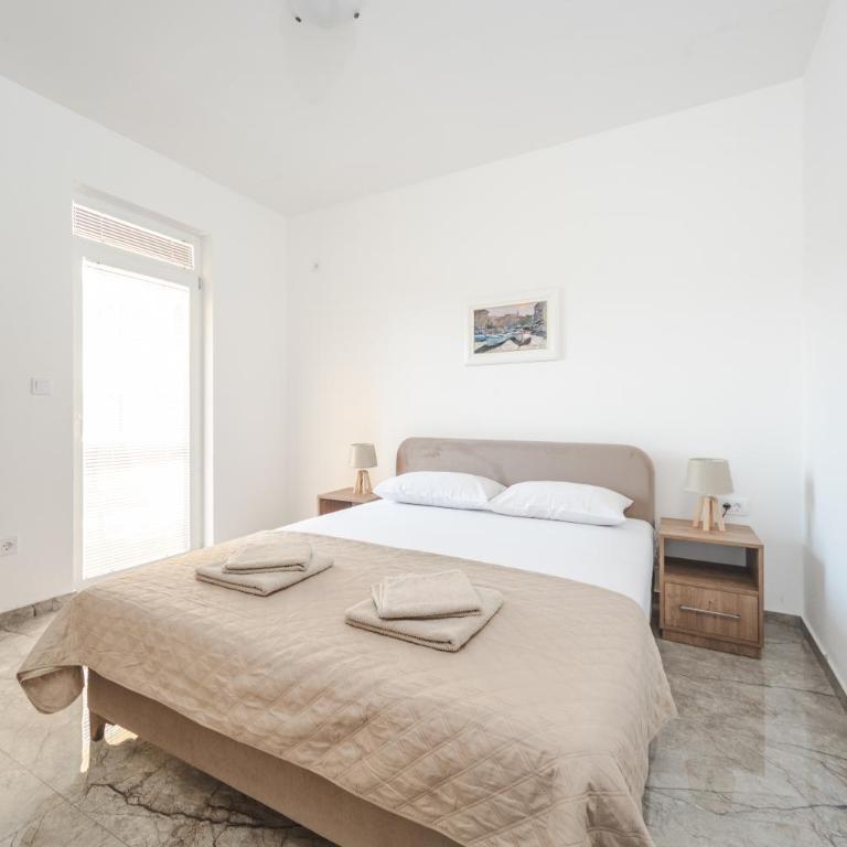 Apartmani Agape - Apartment with Sea View - 6
