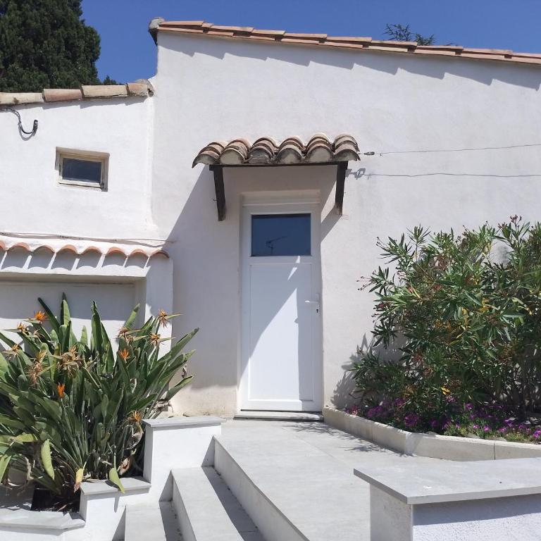 Le Logis du Moulin Gîte avec Jacuzzi, à 800m de la Cité Médiévale - Three-Bedroom House - 22