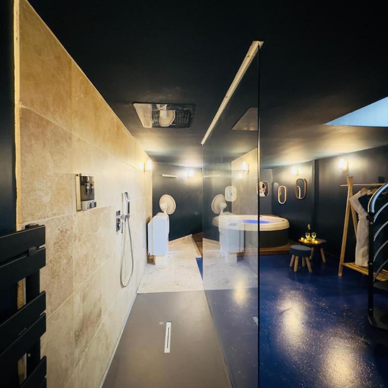 Mieuxqualhotel jacuzzi privatif La Parenthèse - Appartement 1 Chambre - 4