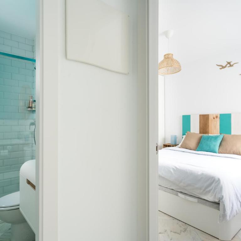 Ático con terraza junto a la playa de La Caleta - Apartamento de 1 dormitorio - 26