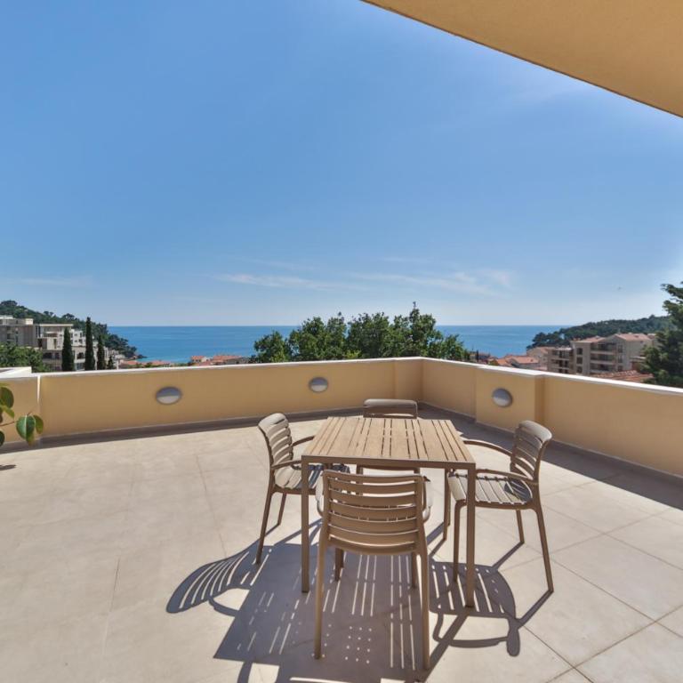 Apartmani Agape - Apartment with Sea View - 11