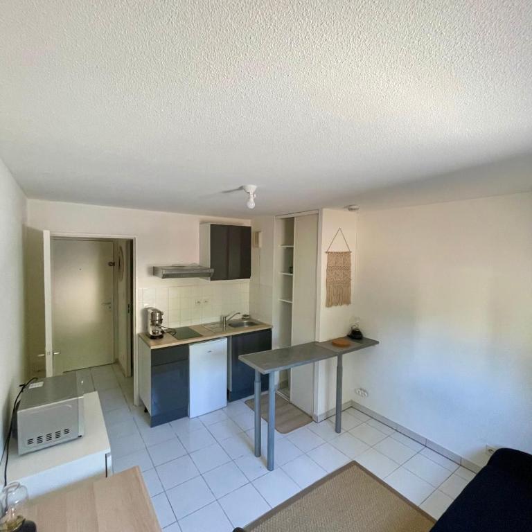 Studio cosy, lumineux Avignon - One-Bedroom Apartment - 5