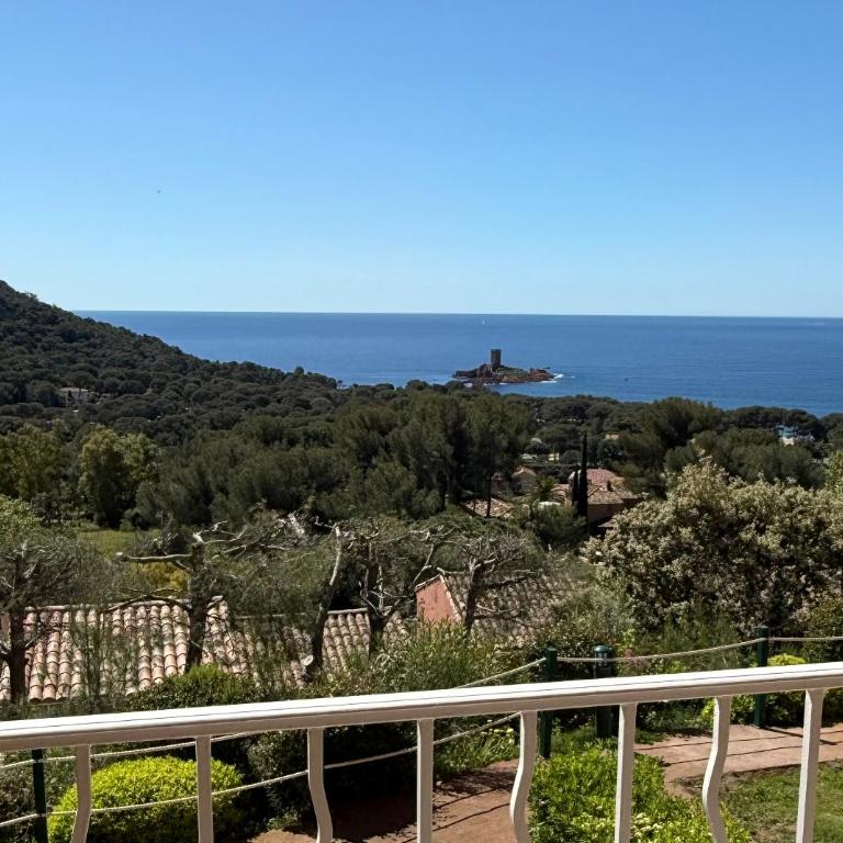 Appartement vue mer exceptionnelle Cap Estérel - Apartamento de 1 dormitorio - 7