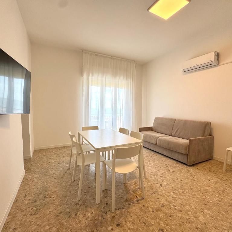 Villa Fronte Mare - Carraro Immobiliare - Family Apartments - Appartamento con 2 Camere da Letto - 9