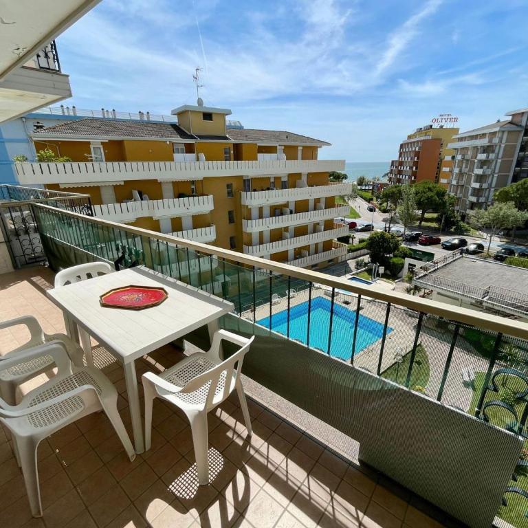 Superb apartment with swimming pool - Appartamento - 1