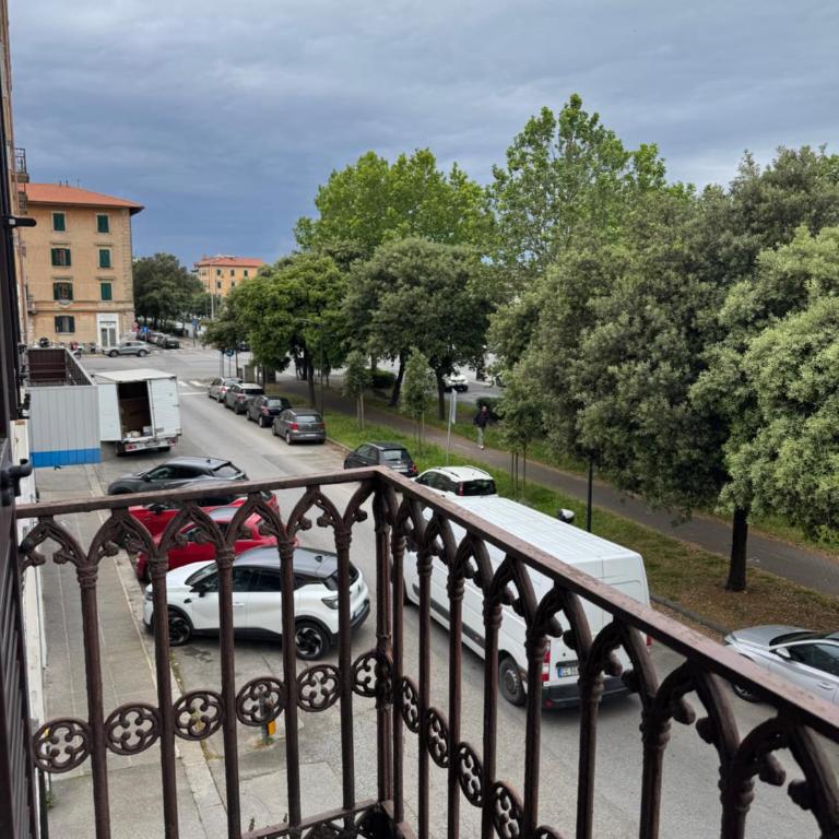 Affittacamere La Stazione - zona ospedale - Bike Welcome - Camera Familiare con Bagno in Comune - 4