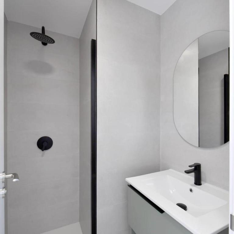Moebius - Habitaciones privadas con baño - Habitación Doble - 4