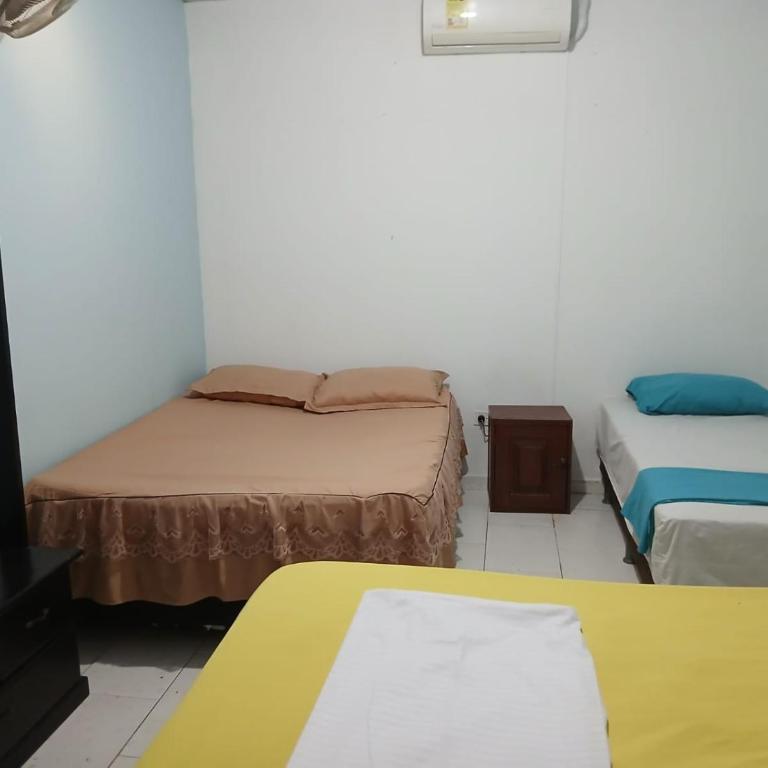 Alojamiento LETICIA - Habitación Triple - 3