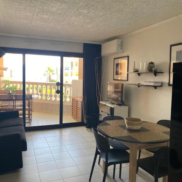 Bord de mer, terrasse, tout à pieds - Appartement 2 Chambres - 4