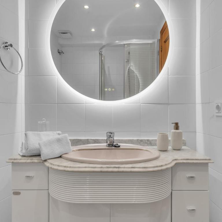 POLO Apartments 5D Jacaranda - Two-Bedroom Apartment - 14