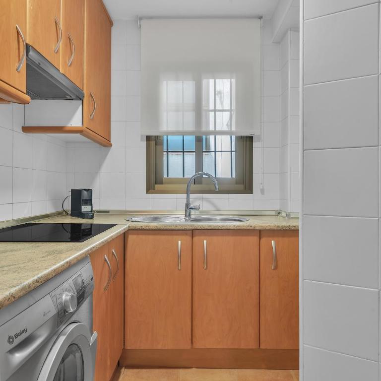 POLO Apartments 5D Jacaranda - Two-Bedroom Apartment - 12