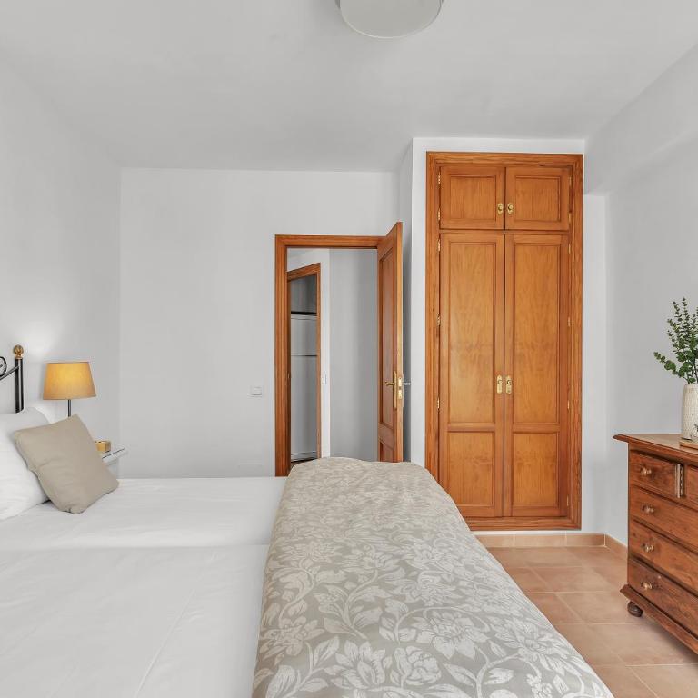 POLO Apartments 5D Jacaranda - Two-Bedroom Apartment - 11