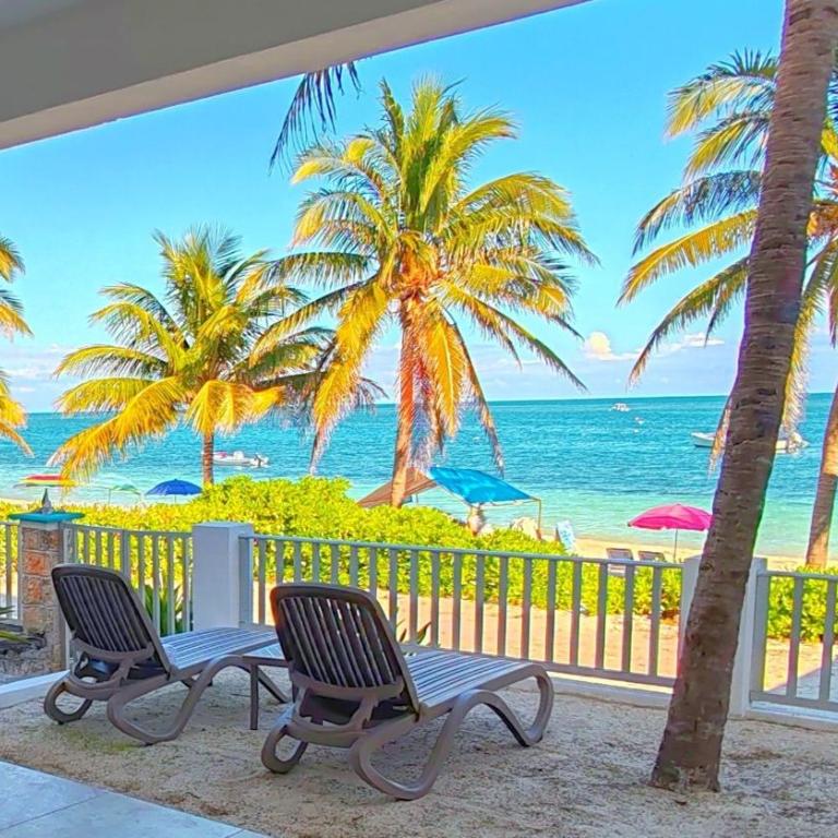 Casa Paloma Oceanfront House at Puerto Morelos - Three-Bedroom House - 1