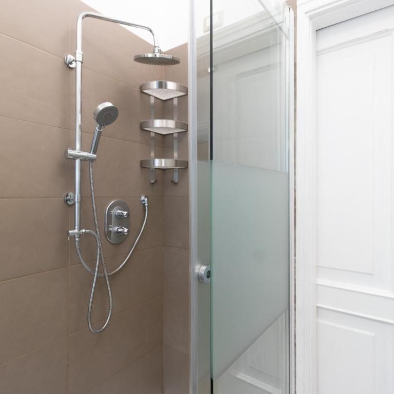 CasaRava Sul Parco 3 Camere 2 Bagni - Three-Bedroom Apartment - 18