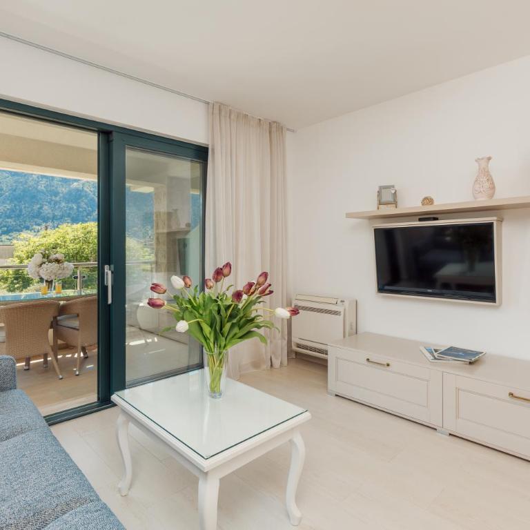 Apartments Los Olivos - One-Bedroom Apartment - 7