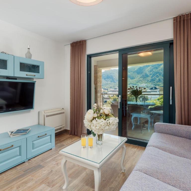 Apartments Los Olivos - One-Bedroom Apartment - 14